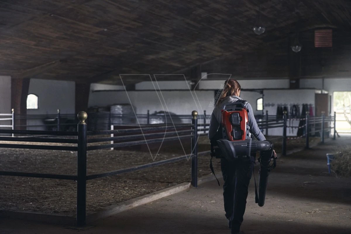 Husqvarna 340ibt Accu Rug Bladblazer 8 Husqvarna 340ibt Accu Rug Bladblazer - Afbeelding 6