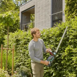 Gardena Accu Heggenschaar Comfcut Solo 11 Gardena Accu Heggenschaar Comfcut Solo -Aanbiedingen Landschap Tuin Winkel 970512301 5 GARDENA20ACCU20HEGGENSCHAAR20COMFCUT20SOLO